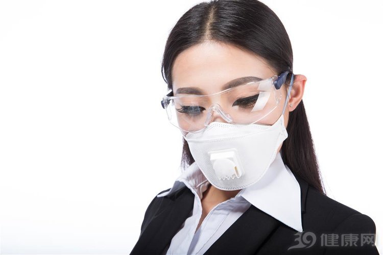 广州现在不用戴口罩了吗〖广东新增本土19例今年以来最大规模本土疫情爆发〗