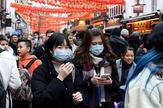 检察干警以真实发生的案例为切入点，从什么是校园欺凌、什么是管制刀具及危险物品、实施侵害的地点和方式以及如果遭受侵害后该如何正确处理等方面进行详细的讲解，以问答互动的形式向同学们讲述了如何保护自己的身体和和遇到校园欺凌如何自救的法律知识。使同学们在活动的氛围中学习到了如何保护自己身体的知识，也使同学们勇敢的对校园欺凌说“不”！