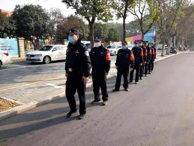 大观区5支治安巡逻队上街开展疫情防控期间战时巡逻执勤