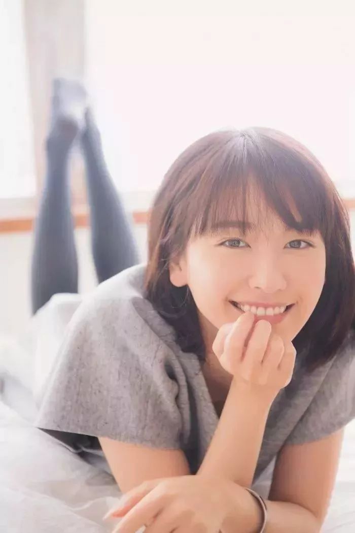 普通人应该怎样练习笑容？日本超火的“笑容练习法”，让你一周成为微笑美人！_嘴唇