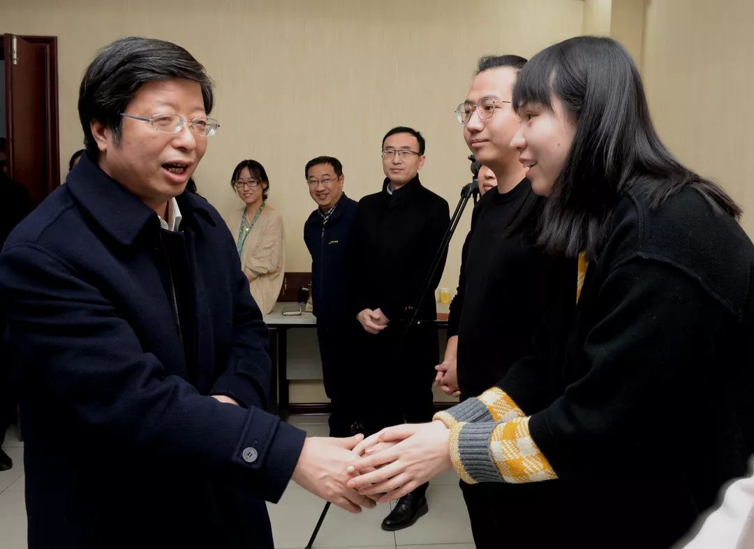 快讯!春节前夕,钱三雄到邢台日报社走访慰问