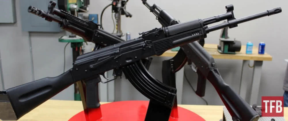 比AR-15还要贵，美国公司推出的高端AK，与俄式AK有什么区别？