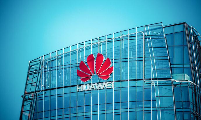 中国智能手机市场连续11个季下跌 华为大涨站稳