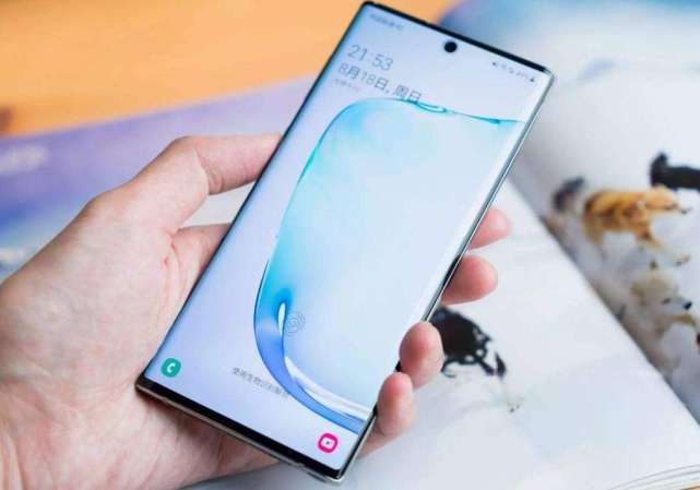 口碑最好的手机排名:荣耀垫底,小米第八,第一很