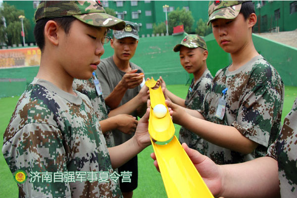 夏令营排行榜_天津学生军事夏令营排行品牌企业「北京亮剑」(2)