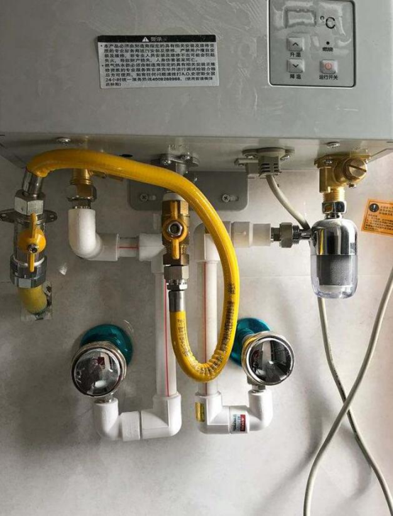 怎么挑选热水器最好 27b616ebaed249b984fcc1a867a4390e.png