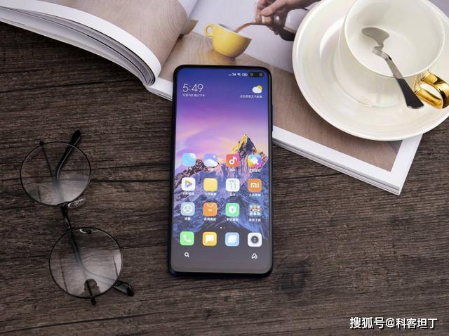 旗舰手机推荐高端机型 cef0376d57b142d2a145a98df56ad29f.jpeg