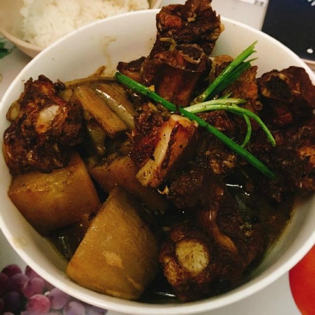 如何做红烧排骨萝卜 e2149ed980724a3794e770a5f1e4e006.jpeg