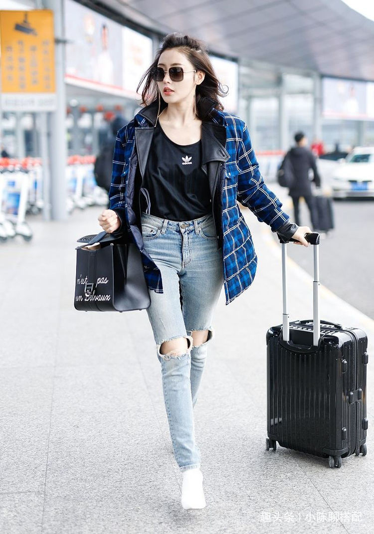 牛仔衬衣女叠穿160斤 e8f8cecca89343f38c65631e2f9ad273.jpeg