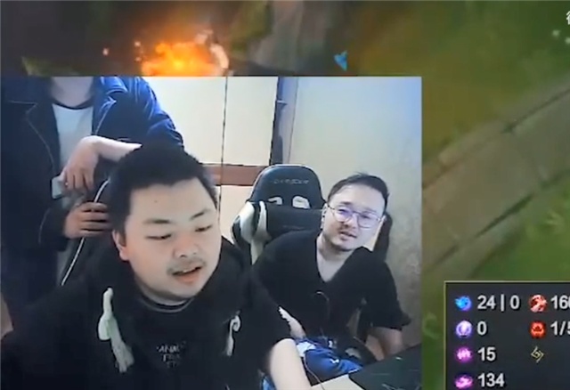 西卡让德云色主播合租,爱纳米却说宁愿跟若风