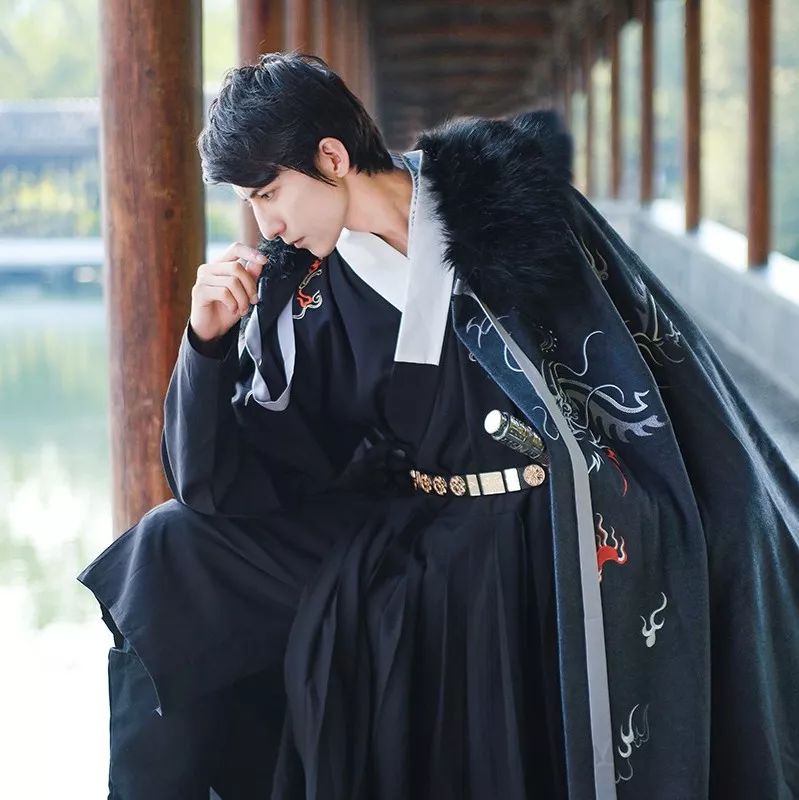 汉服怎样穿视频男生 08f347d4a91441bf9d5f493b11476eb5.jpeg