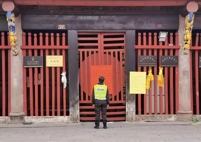 抗击疫情，摄影人在行动，镜头下的感人瞬间