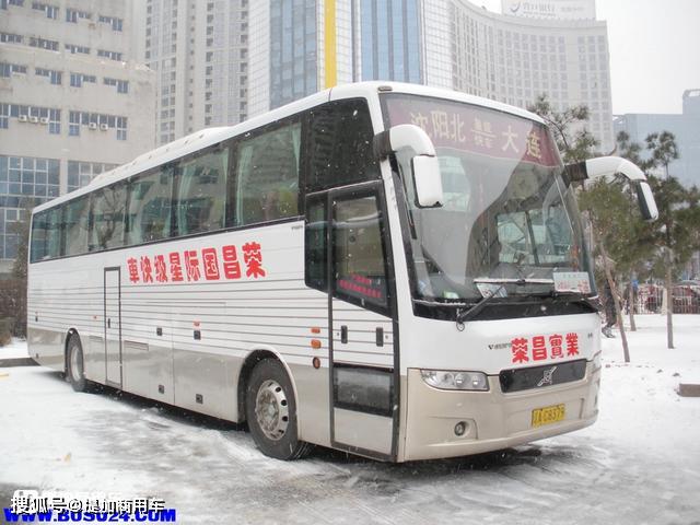 在国内大巴发展史上它被称为战神记录西沃9800那些难忘的瞬间