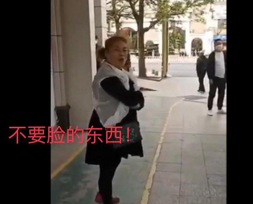 丢人口罩_戴口罩的卡通图片(2)