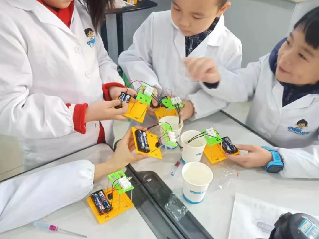 小学科学课程不受重视,孩子为什么要学习科学课?_儿童