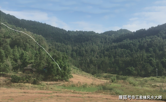 四川第一贵人风水宝地,风水大师王君植成都看风水寻龙点穴实拍