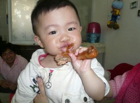 【育儿趣乐园】劝告家长：年假期间，3种饭别再给孩子吃了，孩子容易积食体质差