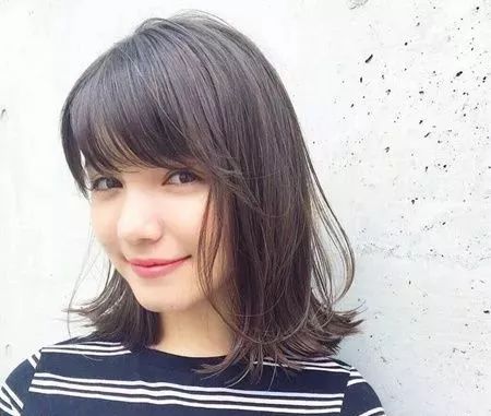 2020最受欢迎的齐肩发合集 辛芷蕾发型依旧是主推款!