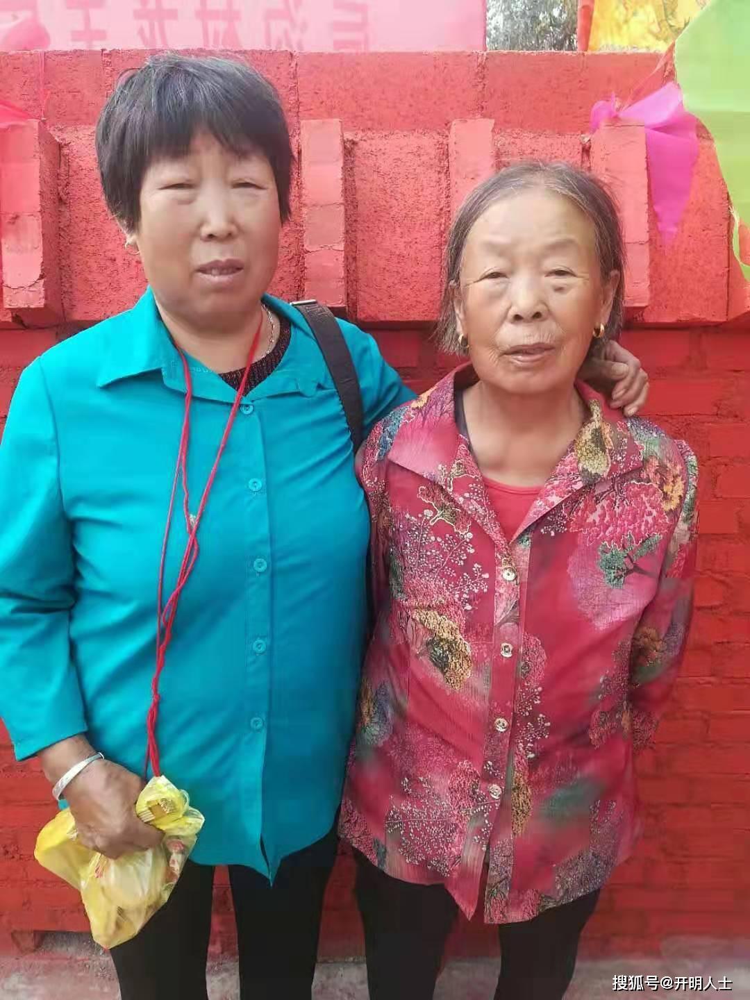 我将对母亲的爱,凝聚笔端,表达一下自己对母亲的养育之恩,舒发一下对