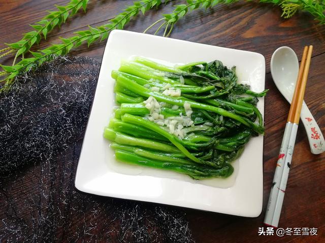 绿叶菜怎么炒才脆嫩 d5a498ea9de145578514c27d3f687e87.jpeg