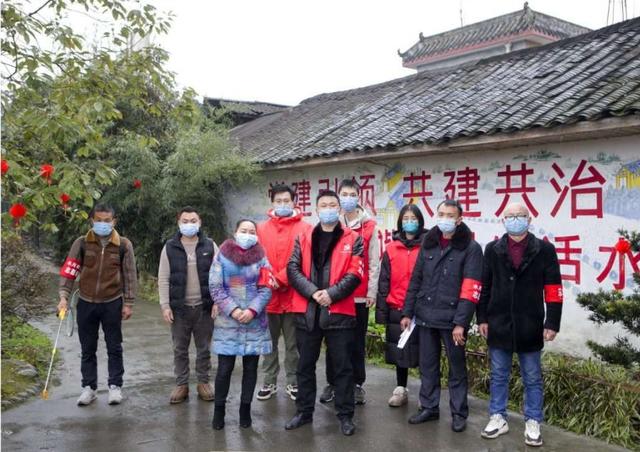 抗击疫情，摄影人在行动，镜头下的感人瞬间