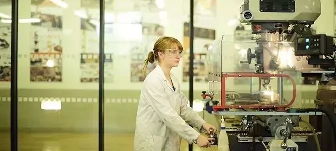 拉夫堡大学世界排名_拉夫堡大学:世界Top1%,全球顶级商学院认证