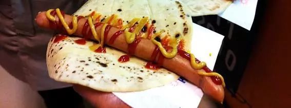 进击的hotdog!解锁各国热狗的千变魅力