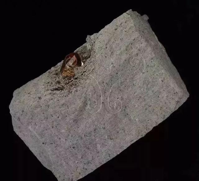 12 闪长岩 diorite 13 煌斑岩 lamprophyre 细粒致密块状基性脉岩