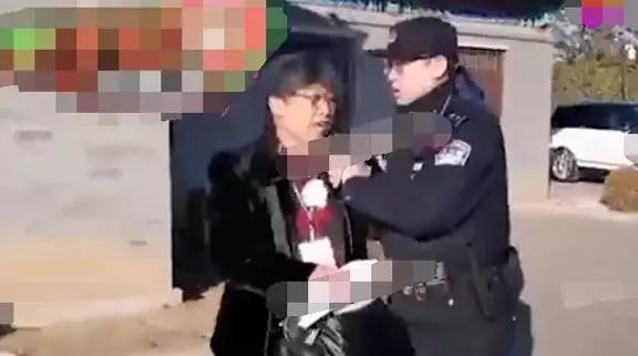 赵忠祥告别仪式如期举行，无耻商家却蹭热度进