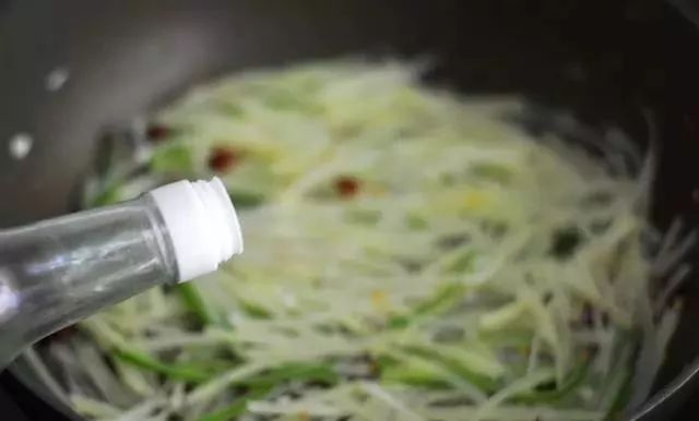 如何切土豆丝神器 71971dd406494dd385380b10ed9c4c0e.jpeg