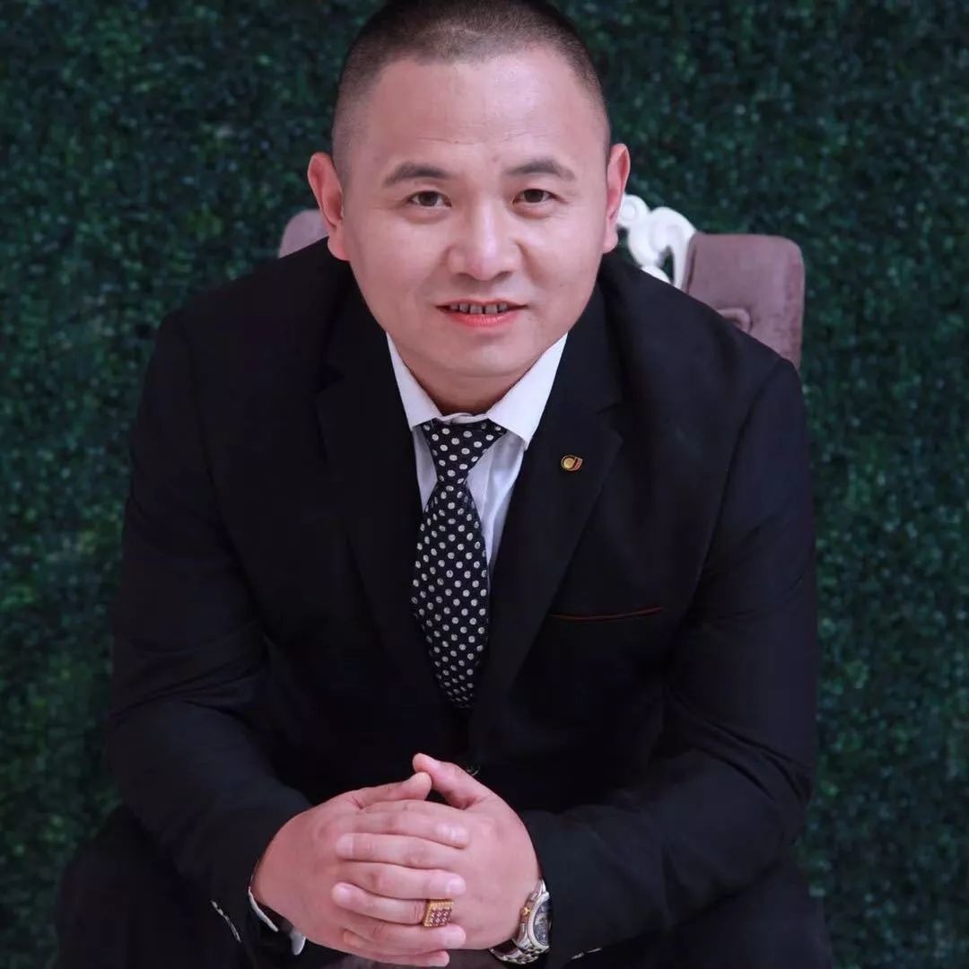 捐赠:2000元董事长鄄城新华发制品有限公司靳兆新捐赠:3000元总经理