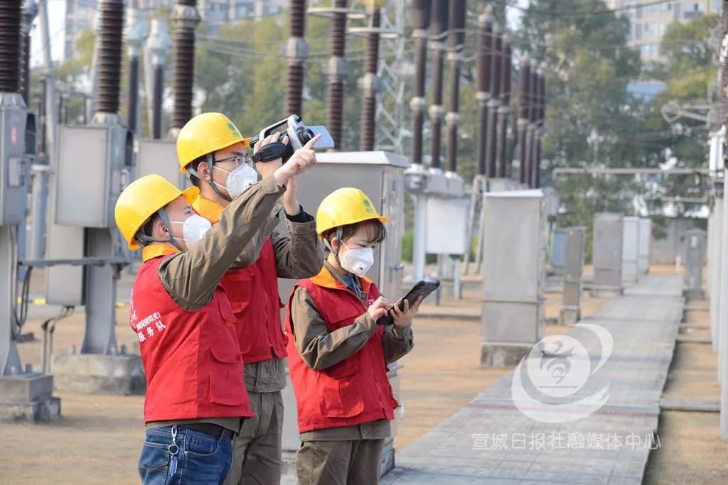 招聘缝纫工信息_服装加工厂招熟练缝纫工,管理,工资高(3)