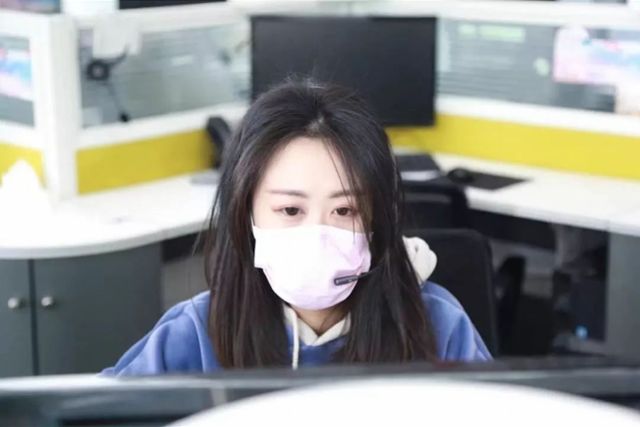 客服就像“树洞”,京东客服小哥:跑了五家药