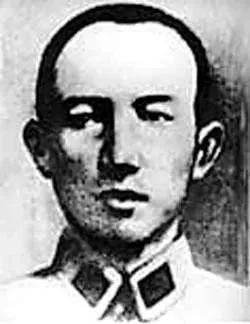 全歼|8千红军，仅他率400人突围，14年后，他全歼对手10万，活捉仇人