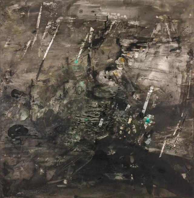 作品名称:红荷湿地 作 者:张元 画 种:综合材料 规 格:120×120cm 年