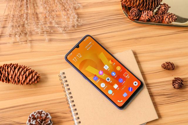 手机性能排名最排名_三星竟垫底!上半年手机性能排行出炉