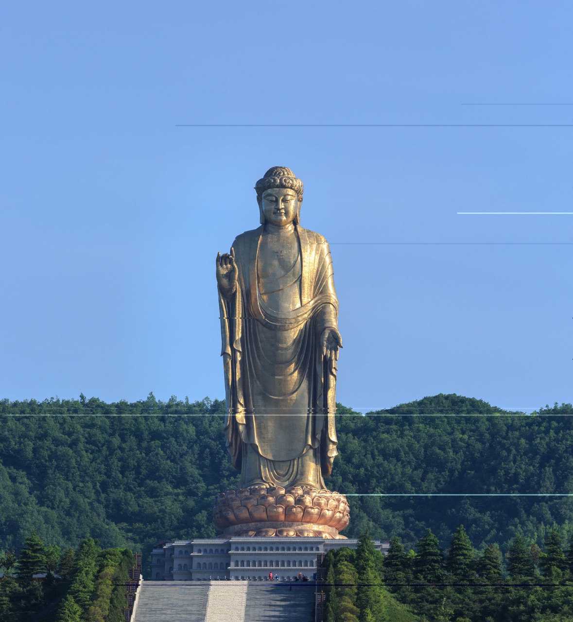 中原大佛是世界上最高的佛教造像,大佛总高208米,身高108米