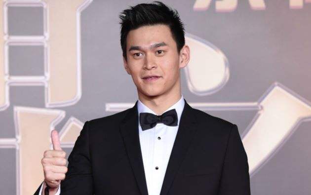 孙杨杭州开宾利送温暖！为值守民警点外卖：我