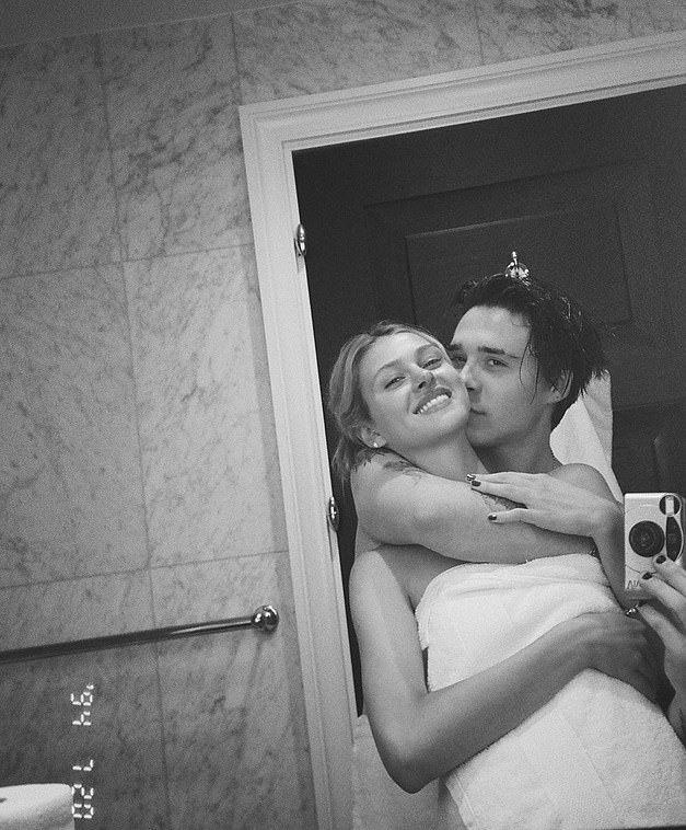 贝克汉姆20岁大儿子和新女友出街!女友超级酷