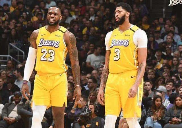 湖人vs掘金第四节 a5cc5e25d2104493aa04e12e6884319c.jpeg