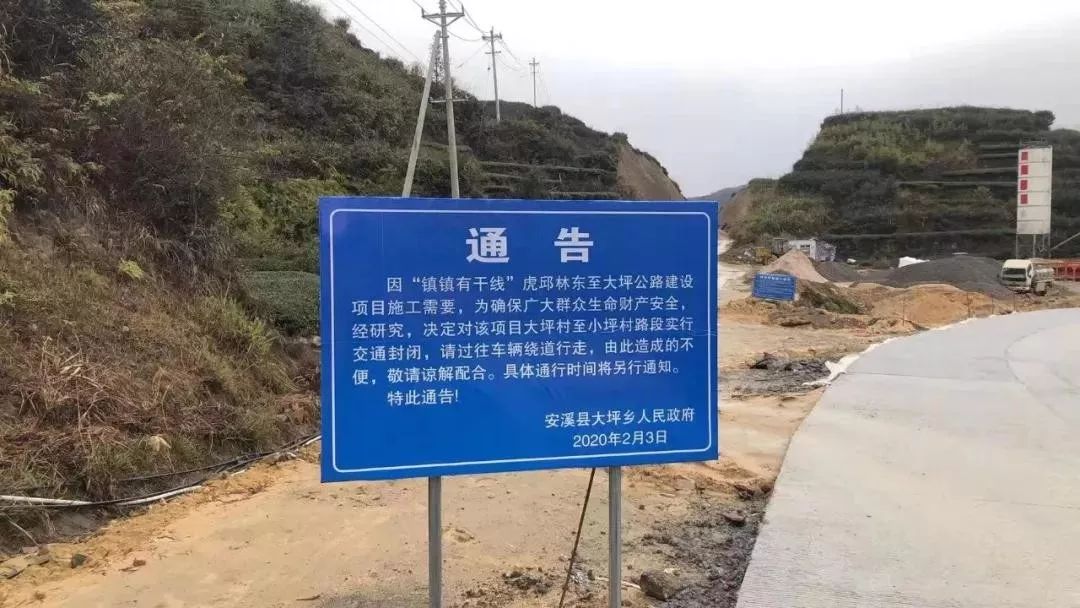 龙娟乡总人口_中国总人口柱状图