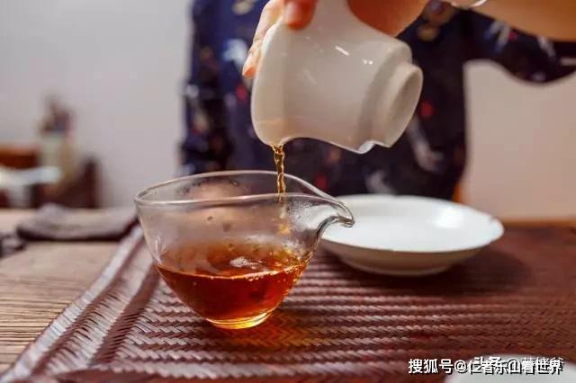 如何挑选茶 b7d4822080f34c428375e12b353282db.jpeg