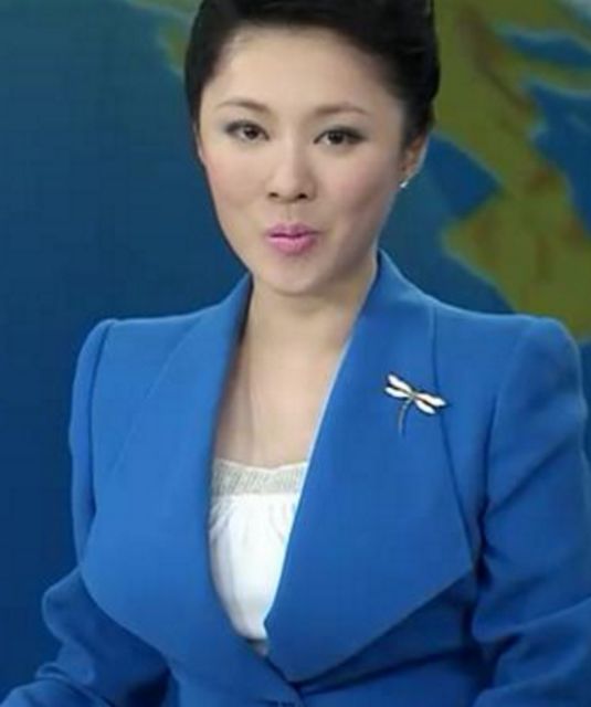 原创央视第一美女主持人,素颜好美,37岁至今未嫁,依旧风韵犹存