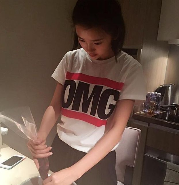 唐艺昕真的被看不起吗？豪宅内餐厅细节很微妙