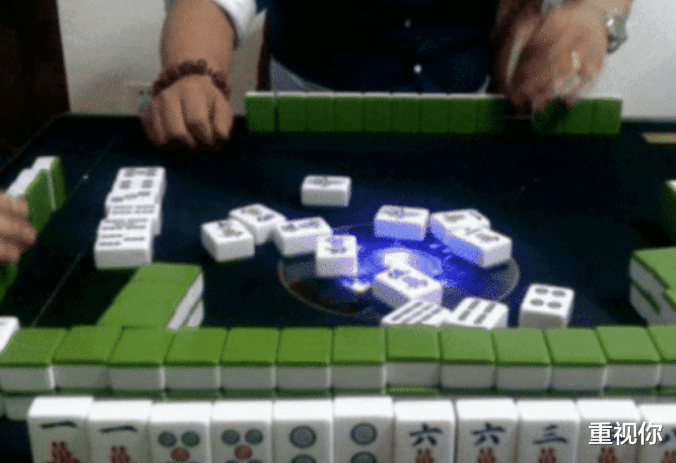 258a75a92edd4dea973acf2a6e6ddb8e.png