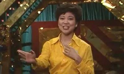 苦命的苏红：三上春晚，比毛阿敏韦唯早红，痛