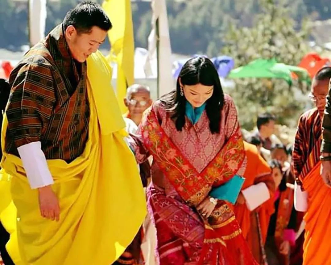 29岁不丹王后怀孕数月，却与英俊国王零交流，冷美人名号当之无愧 | 图片精选-bh41图库