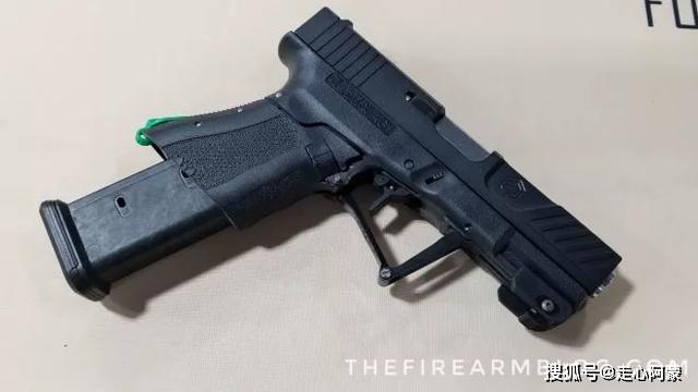 如何折手枪 71099f9f74534844985c953c06fd8408.jpeg