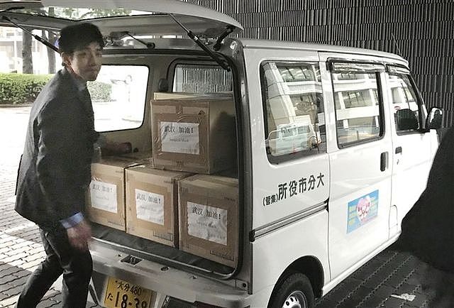 日本决定再向中国捐赠10万套防护服！中国网友：别捐了！自己留点吧！ （组图） - 2
