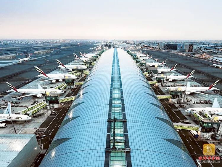 迪拜国际机场(dxb)连续第六年保持着全球第一大国际旅客枢纽的地位